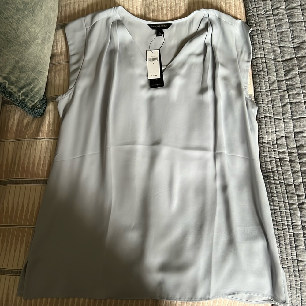 Banana Republic Cap Sleeve Dress shirt